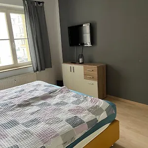 Apartment Mit 2 Schlafzimmern In Dresdner Neustadt Dresden
